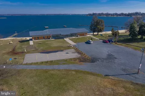 Exterior - 3680 1st Ave, Edgewater, MD 21037 photo 1 of 1