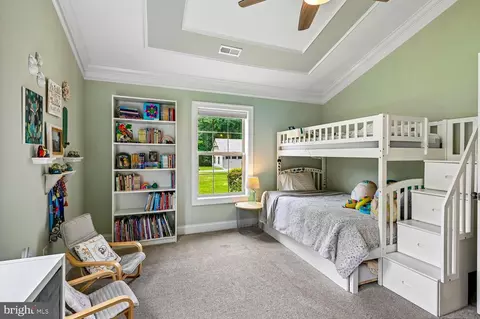 Bedroom - 1438 Brewer Neck Rd, Pasadena, MD 21122 photo 4 of 6