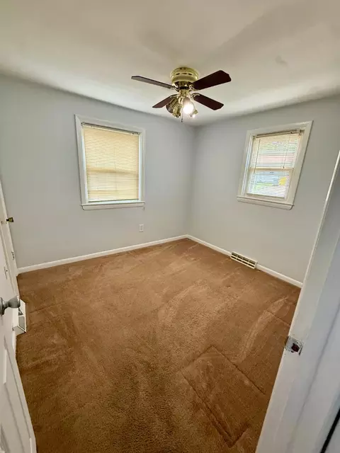 Bedroom - 509 Highland Dr, Edgewater, MD 21037 photo 1 of 2