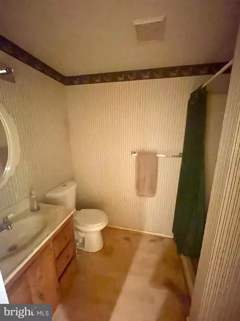 Bath - 8563 Chris Ct, Pasadena, MD 21122 photo 3 of 3