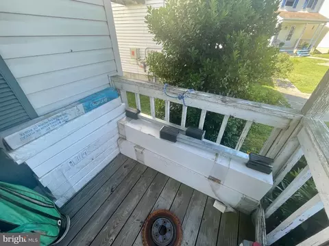 Exterior - 8563 Chris Ct, Pasadena, MD 21122 photo 6 of 7