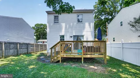 Exterior - 415 Fairmount Dr, Edgewater, MD 21037 photo 5 of 7