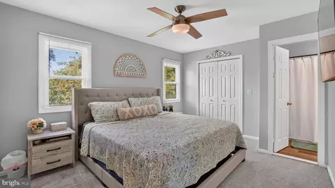 Bedroom - 415 Fairmount Dr, Edgewater, MD 21037 photo 1 of 4