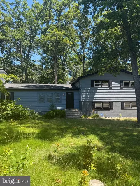 896 Forest Ln, Hanover, MD 21076 photo 2