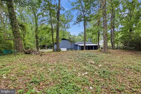 Exterior - 896 Forest Ln, Hanover, MD 21076 photo 7 of 8