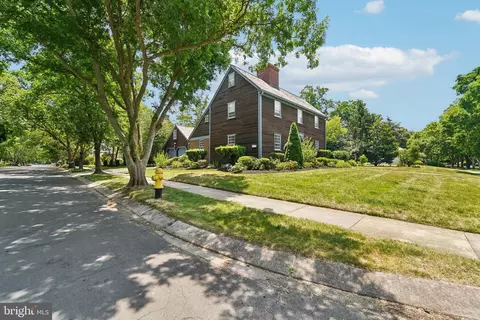 Exterior - 355 Broadview Ln, Annapolis, MD 21401 photo 15 of 17