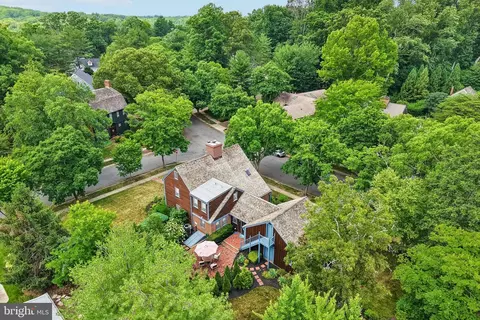 View/Area - 355 Broadview Ln, Annapolis, MD 21401 photo 3 of 5