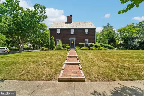Exterior - 355 Broadview Ln, Annapolis, MD 21401 photo 3 of 17