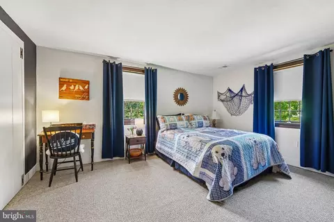 Bedroom - 355 Broadview Ln, Annapolis, MD 21401 photo 1 of 6