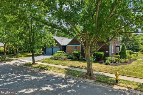 Exterior - 355 Broadview Ln, Annapolis, MD 21401 photo 10 of 17