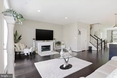Living - 2935 Middleham Ct, Hanover, MD 21076 photo 1 of 1