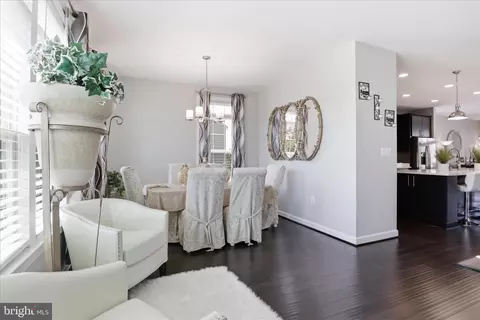 Entry Way - 2935 Middleham Ct, Hanover, MD 21076 photo 3 of 4