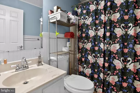 Bath - 303 Ternwing Dr, Arnold, MD 21012 photo 2 of 2