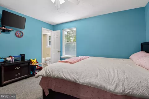 Bedroom - 303 Ternwing Dr, Arnold, MD 21012 photo 3 of 8