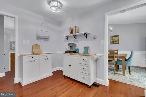 Entry Way - 1109 Silverleaf Dr, Arnold, MD 21012 photo 1 of 2