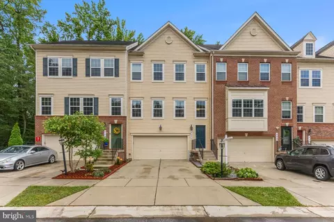645 Bracey Dr, Glen Burnie, MD 21060