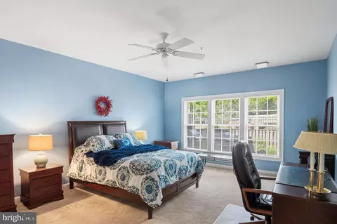 Bedroom - 338 Hamlet Cir, Edgewater, MD 21037 photo 1 of 4