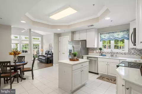 Kitchen - 338 Hamlet Cir, Edgewater, MD 21037 photo 1 of 3