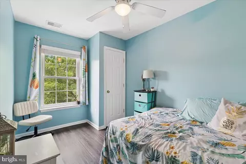 Bedroom - 30 Millhaven Ct, Edgewater, MD 21037 photo 4 of 10