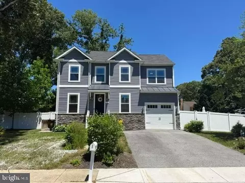 209 Pennsylvania Ave, Pasadena, MD 21122