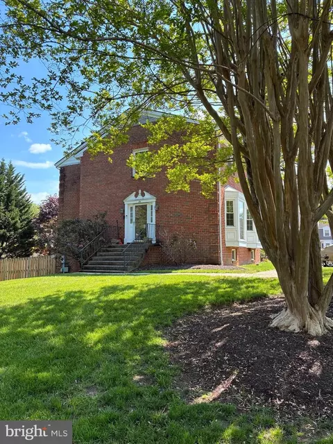 1151 Jeffrey Dr, Crofton, MD 21114