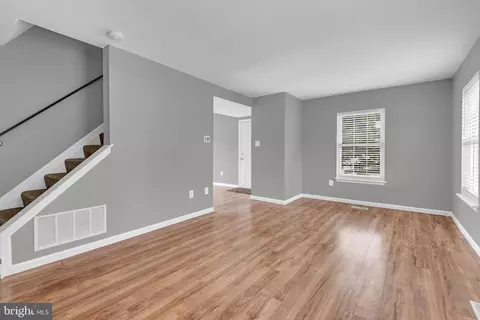 Living - 8650 Head Harbour, Pasadena, MD 21122 photo 4 of 7