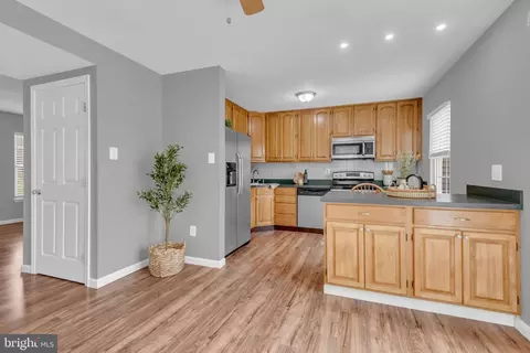 Kitchen - 8650 Head Harbour, Pasadena, MD 21122 photo 1 of 5