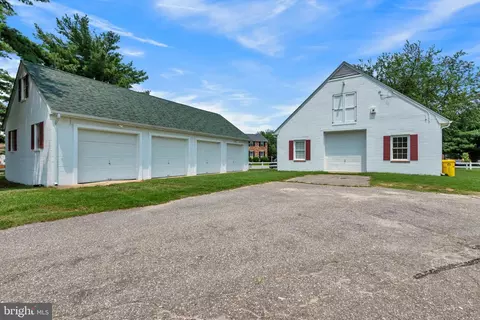 Exterior - 8650 Head Harbour, Pasadena, MD 21122 photo 10 of 17
