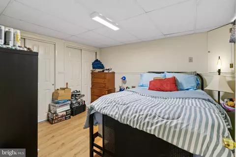 Bedroom - 7959 Oak Rd, Pasadena, MD 21122 photo 7 of 8