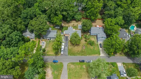 View/Area - 108 Maple Dr, Annapolis, MD 21403 photo 3 of 15