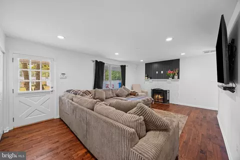 Other - 108 Maple Dr, Annapolis, MD 21403 photo 4 of 13