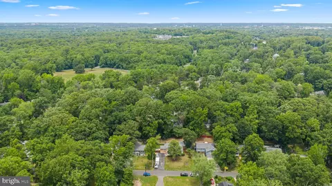 View/Area - 108 Maple Dr, Annapolis, MD 21403 photo 4 of 15