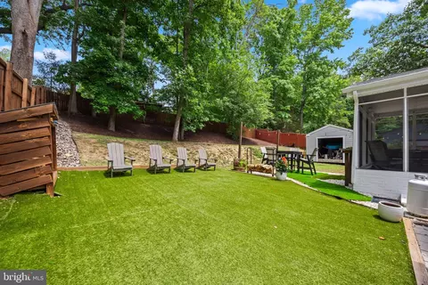 Exterior - 108 Maple Dr, Annapolis, MD 21403 photo 6 of 11
