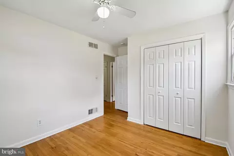 Bedroom - 7879 Elizabeth Rd, Pasadena, MD 21122 photo 4 of 5