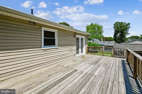 Exterior - 7879 Elizabeth Rd, Pasadena, MD 21122 photo 5 of 5