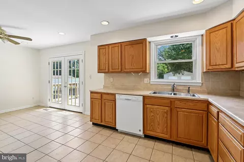 Kitchen - 7879 Elizabeth Rd, Pasadena, MD 21122 photo 3 of 3