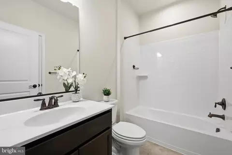 Entry Way - 3272 Watershed Blvd, Laurel, MD 20724 photo 10 of 11