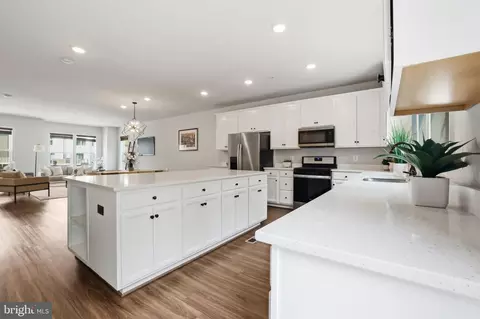 Kitchen - 3272 Watershed Blvd, Laurel, MD 20724 photo 2 of 2