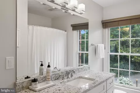 Bath - 234 Meadowgate Dr, Annapolis, MD 21409 photo 4 of 4