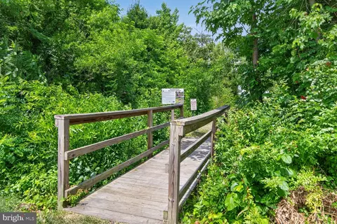 View/Area - 303 Holly Rd, Edgewater, MD 21037 photo 1 of 1