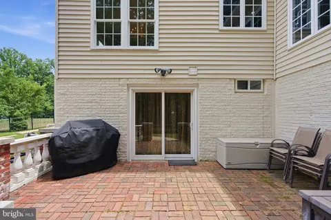 Exterior - 2002 Gresham Ln, Davidsonville, MD 21035 photo 3 of 6