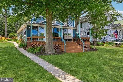 Exterior - 275 Gibson Rd, Pasadena, MD 21122 photo 18 of 25