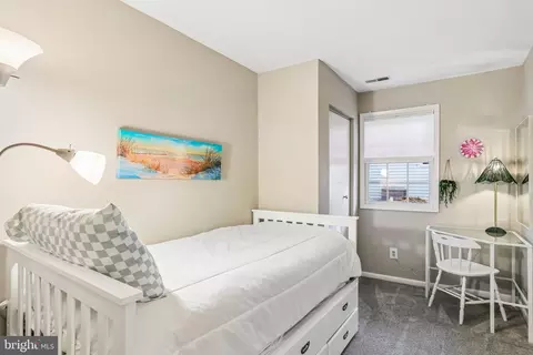 Bedroom - 275 Gibson Rd, Pasadena, MD 21122 photo 5 of 5