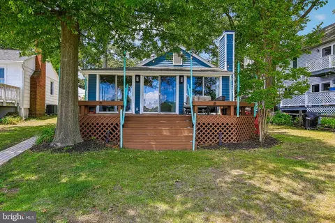 Exterior - 275 Gibson Rd, Pasadena, MD 21122 photo 8 of 25