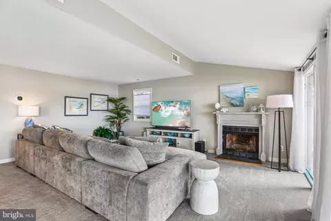 Living - 275 Gibson Rd, Pasadena, MD 21122 photo 1 of 3