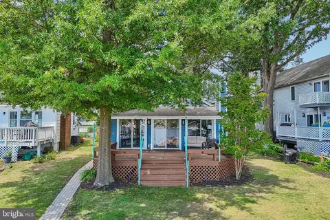 Exterior - 275 Gibson Rd, Pasadena, MD 21122 photo 16 of 25