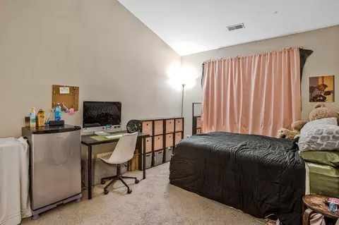 Bedroom - 648 Howards Loop #19, Annapolis, MD 21401 photo 3 of 5
