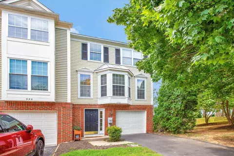 Exterior - 648 Howards Loop #19, Annapolis, MD 21401 photo 2 of 9