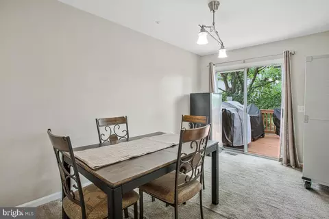 Dining - 648 Howards Loop #19, Annapolis, MD 21401 photo 1 of 2