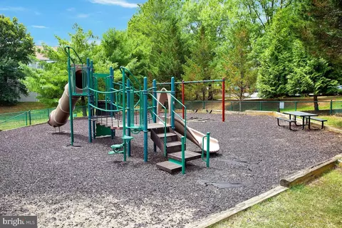 View/Area - 648 Howards Loop #19, Annapolis, MD 21401 photo 1 of 1
